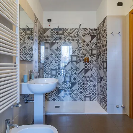 Parkview House B - Carozzi *